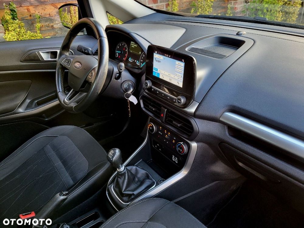 Ford EcoSport - 10