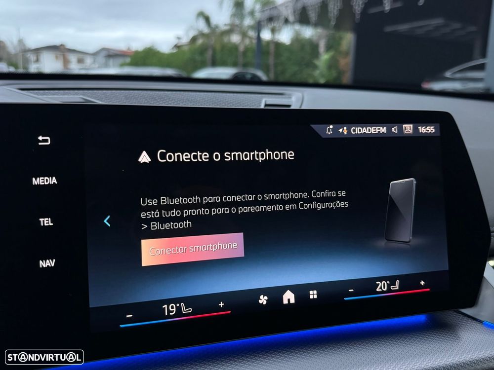 BMW X1 sDrive18d Pack Desportivo M - 48