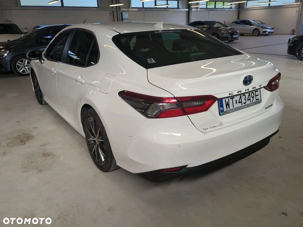 Toyota Camry 2.5 Hybrid Prestige CVT - 3