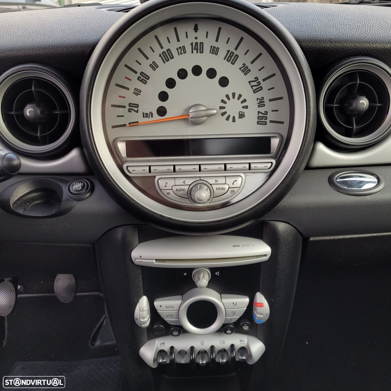 MINI 3 Portas One D - 13