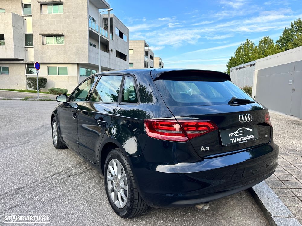 Audi A3 Sportback 1.6 TDI Attraction S tronic - 8