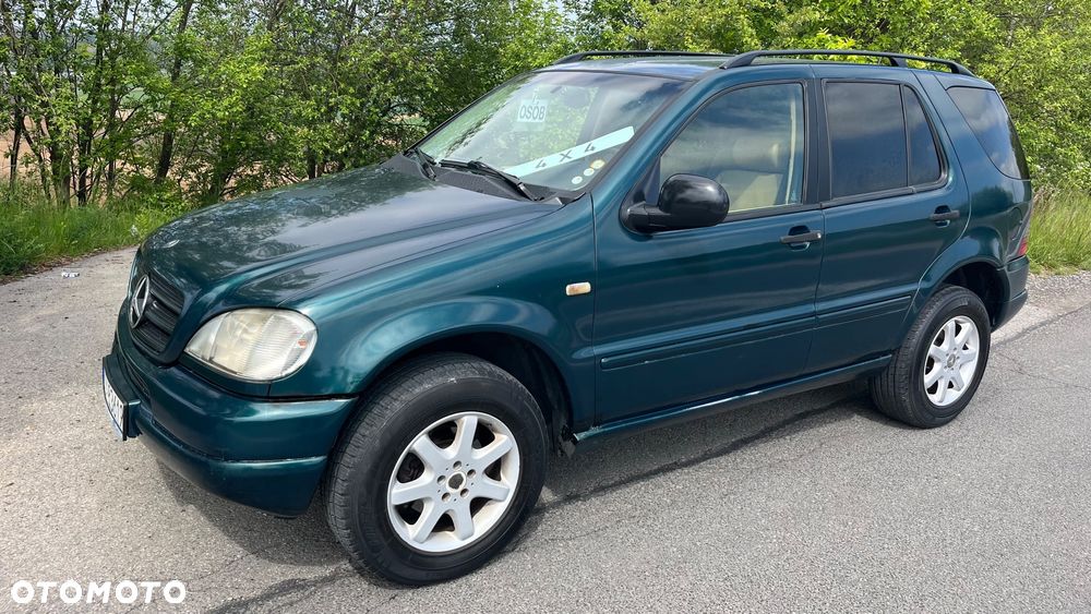 Mercedes-Benz ML 320 - 1