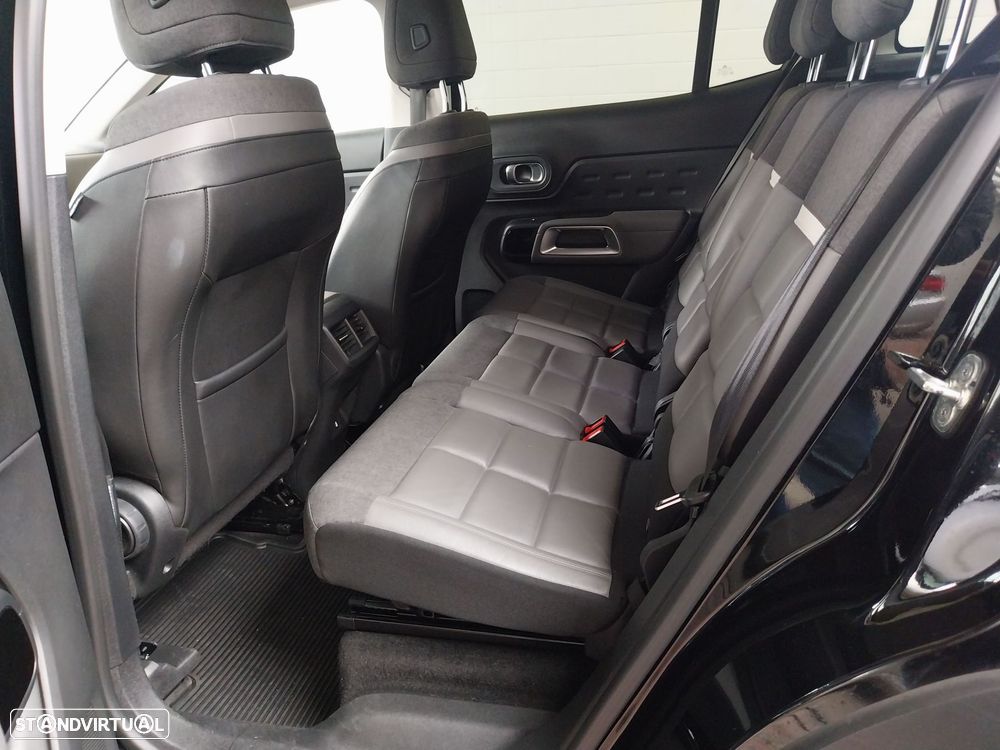 Citroën C5 Aircross 1.6 PureTech Shine J19 EAT8 - 8