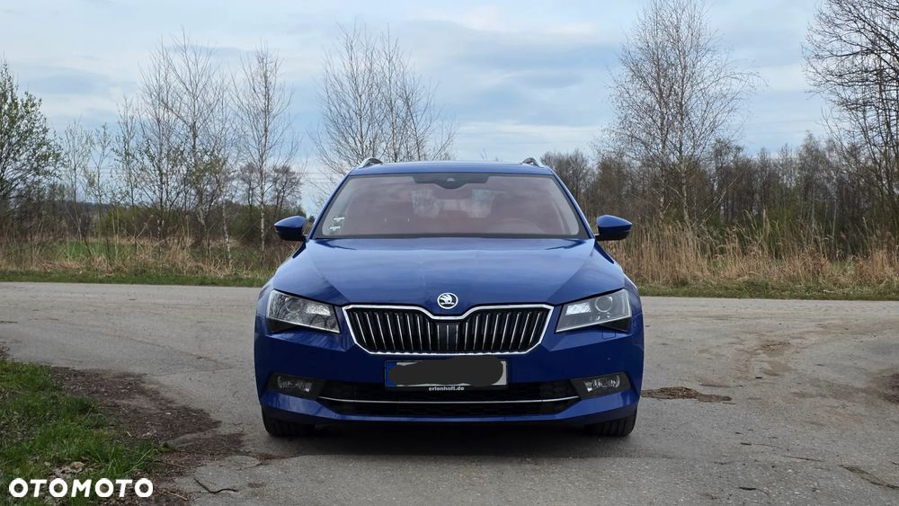 Skoda Superb 2.0 TDI DSG Style - 2