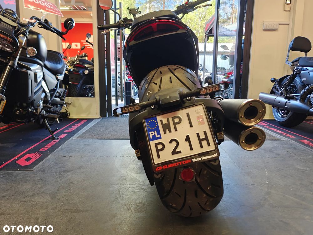 Morbidelli C1002V - 9
