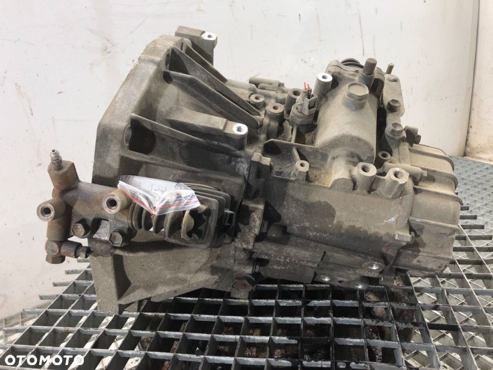 SKRZYNIA BIEGÓW - 349.00 PLN - TOYOTA YARIS (_P1_) 1999 - 2005 1.3 (SCP12_, SCP13_) 64 kW [87 KM] - 2