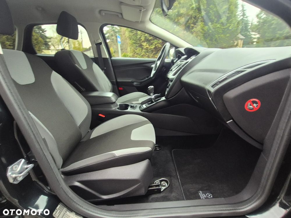 Ford Focus - 30