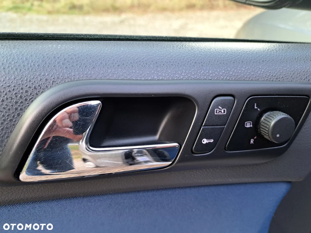 Volkswagen Polo 1.2 Comfortline - 27