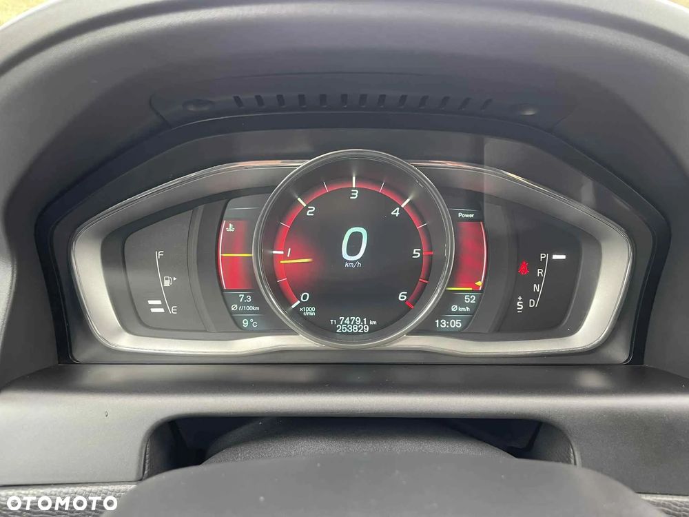 Volvo XC 60 D4 Drive-E Momentum - 17