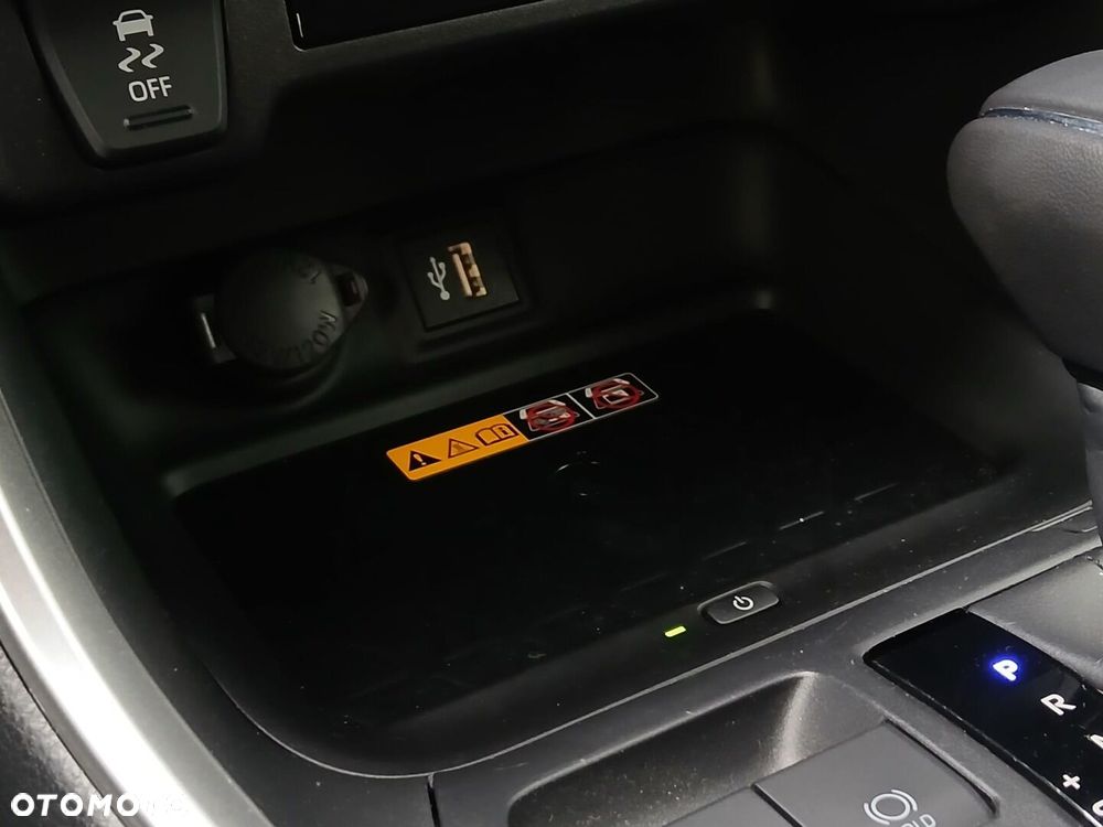 Toyota RAV4 - 23