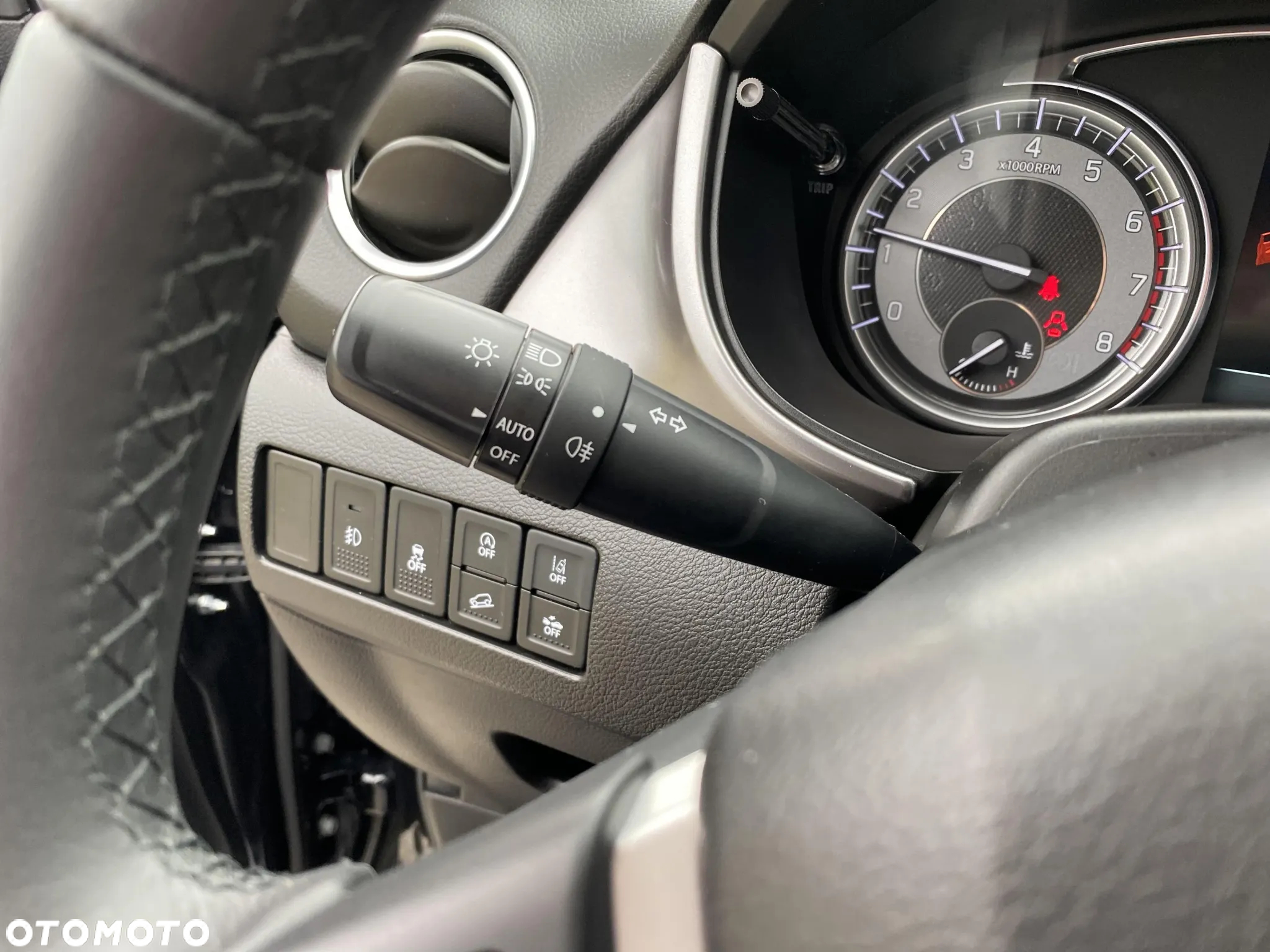 Suzuki Vitara 1.4 Boosterjet SHVS Premium 4WD - 19