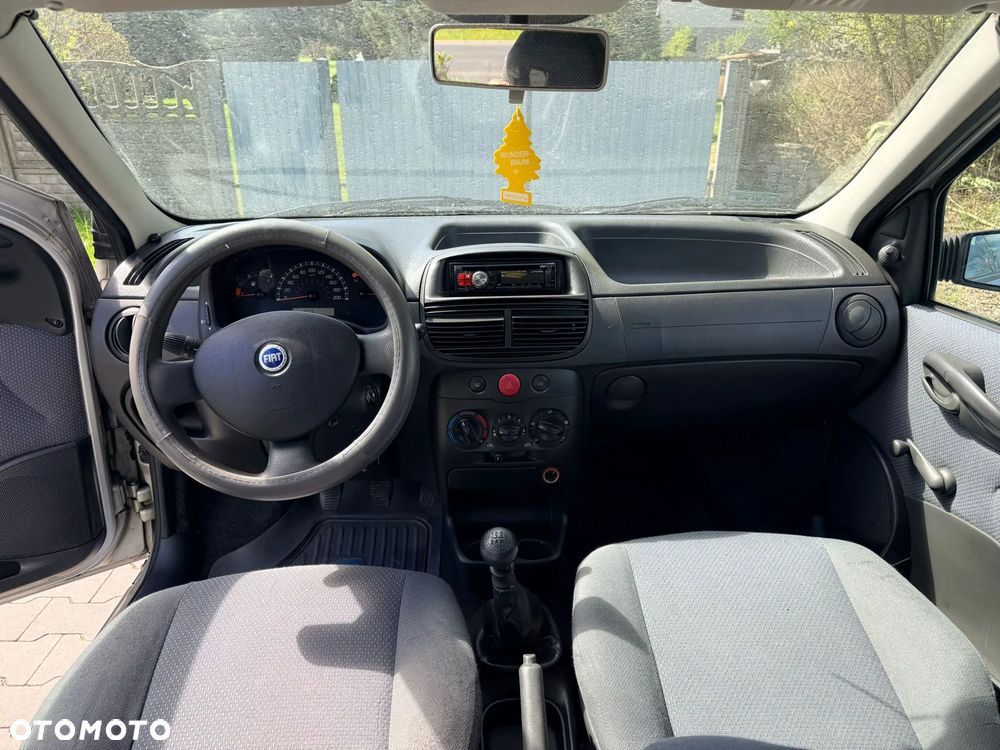 Fiat Punto 1.2 8V - 5