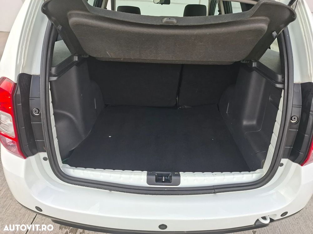 Dacia Duster 1.2 TCe 4x2 Laureate - 17