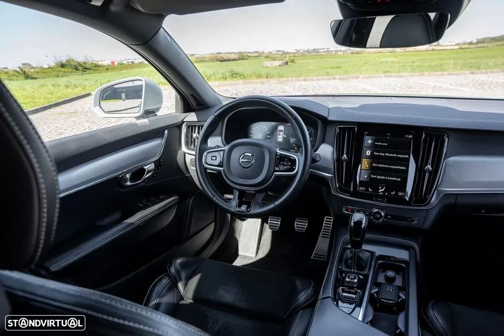 Volvo V90 D3 R Design - 38