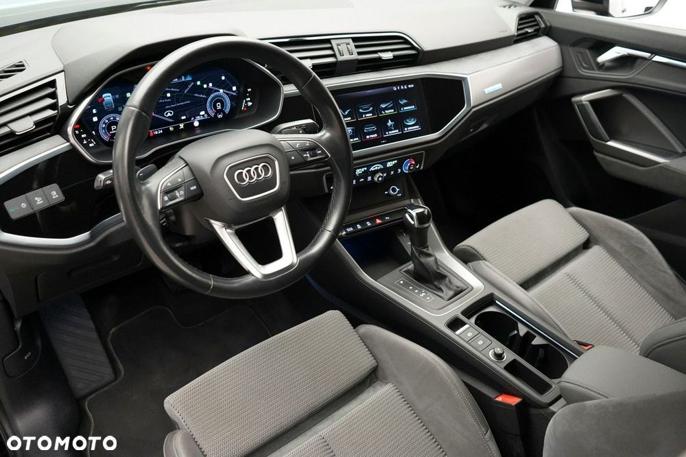 Audi Q3 Sportback - 18