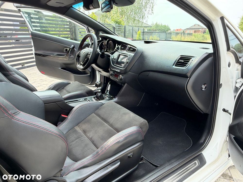 Kia Ceed 1.6 T-GDI GT-Challenge - 7