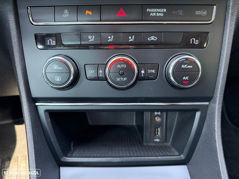 SEAT Leon ST 1.6 TDI Style Ecomotive - 24