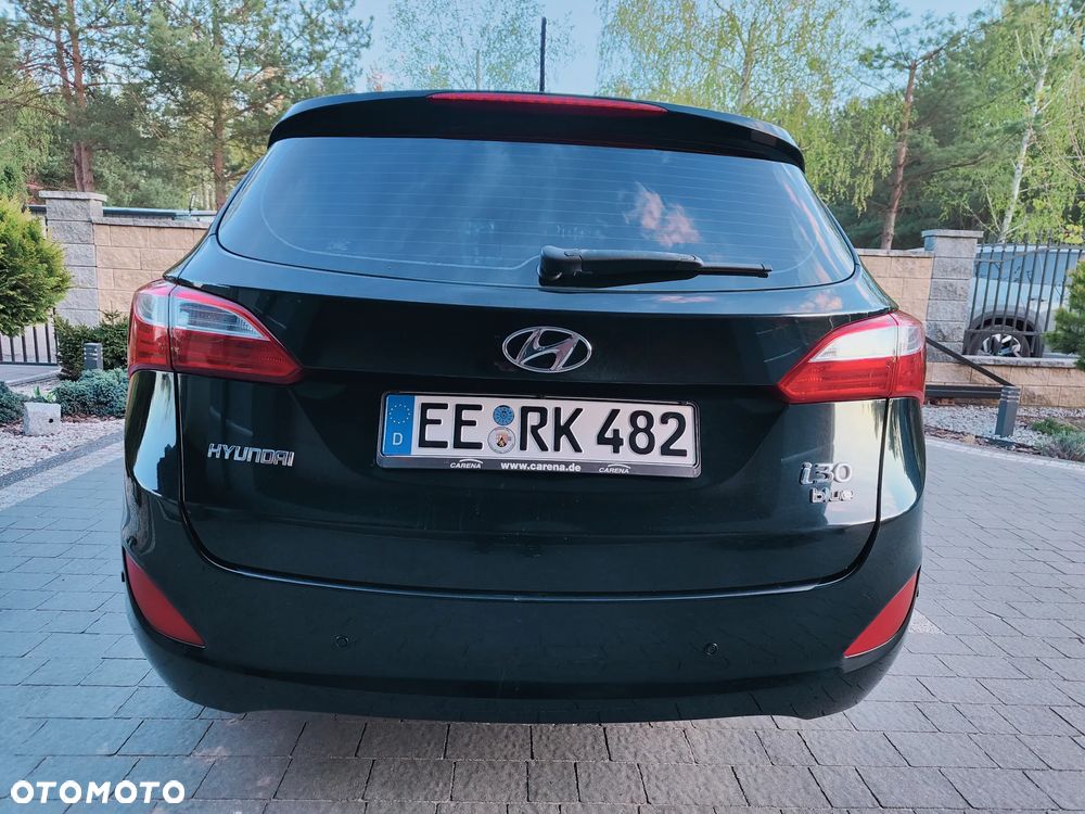 Hyundai i30 blue Kombi 1.6 GDi Style - 34