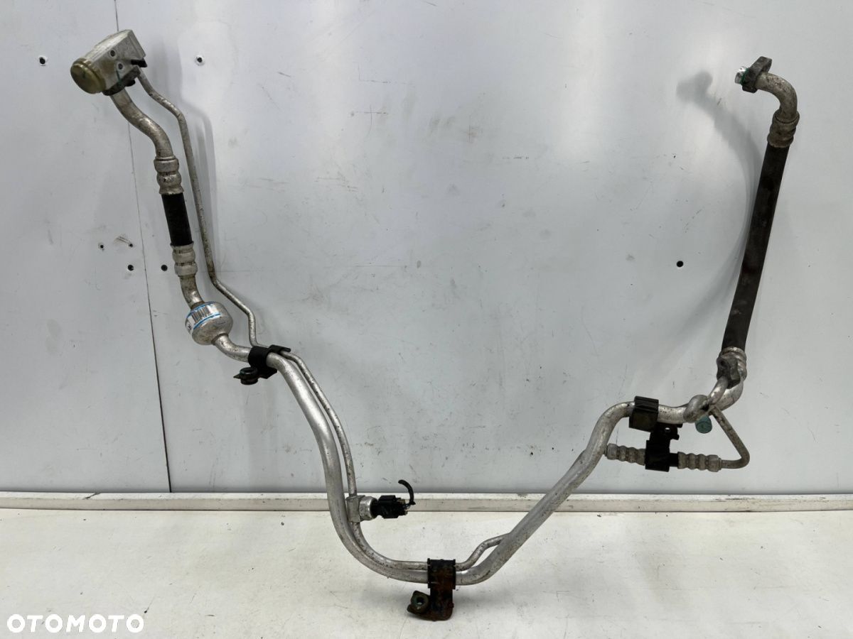 Rura Hyundai i30 I FD 07-12r. 1.4b benzyna przewód wąż klimatyzacji 97775-2R000 - 1