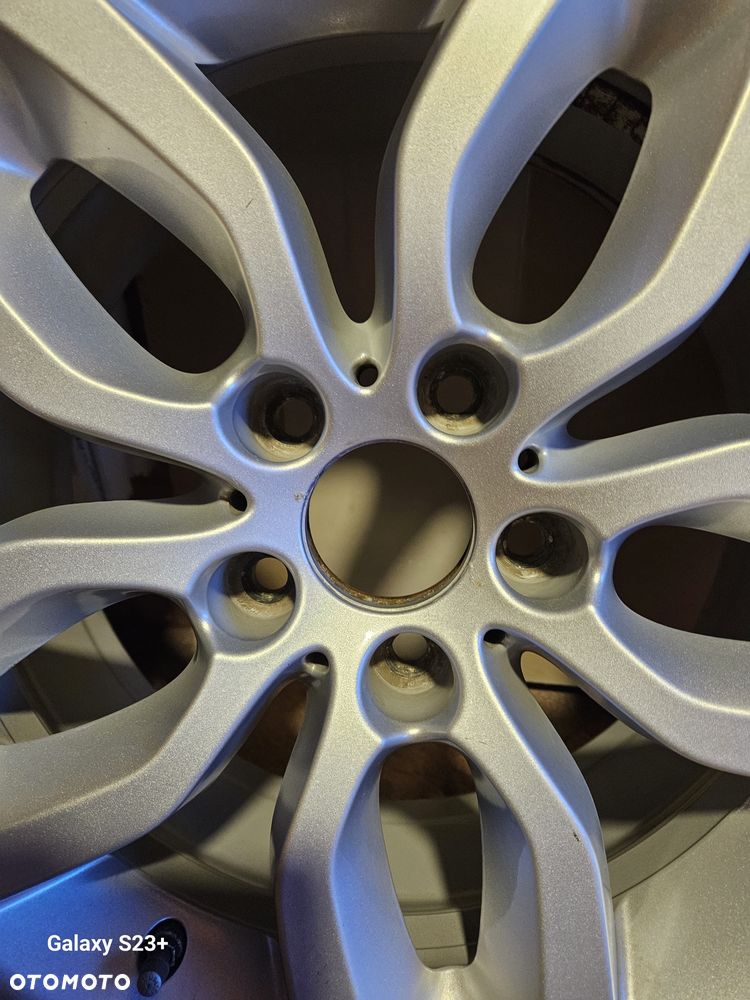 4 używane koła zimowe RunFlat Pirelli Sotozero winter 210  na obręczach aluminiowych R17, 225x60 - 9