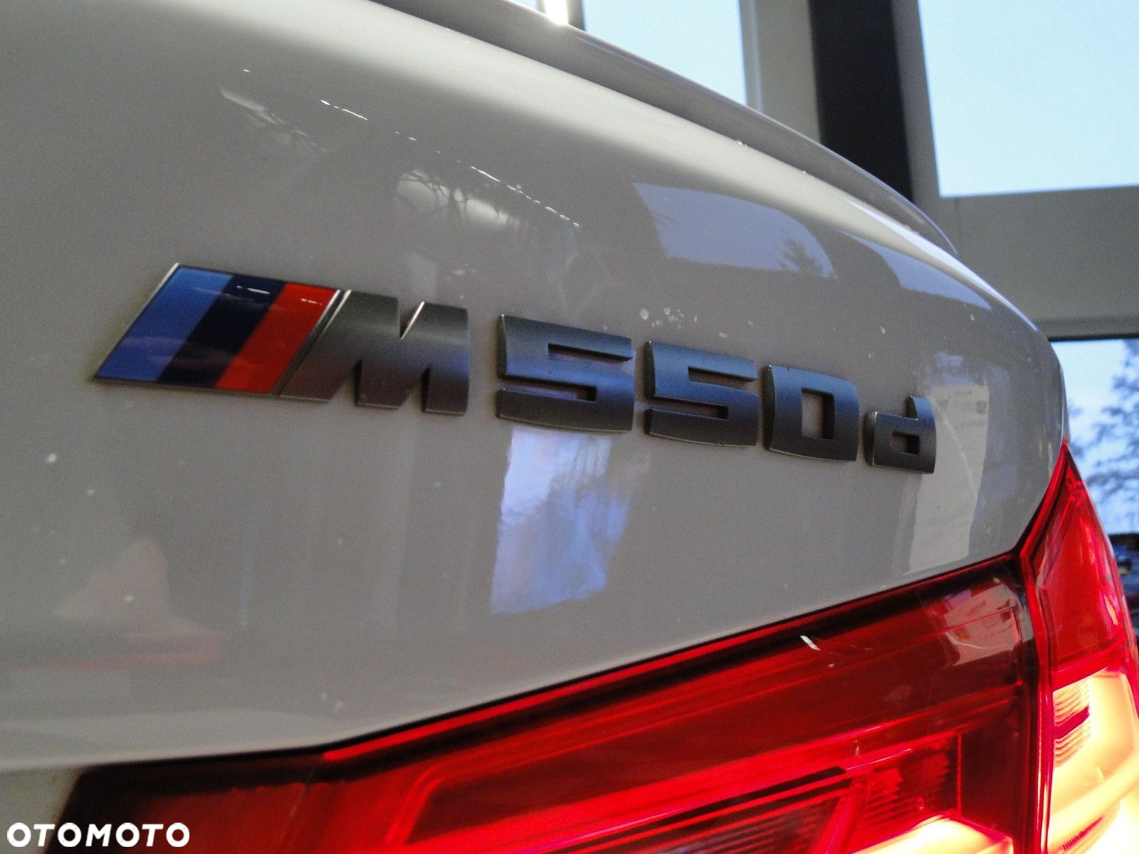 BMW Seria 5 M550d xDrive - 8