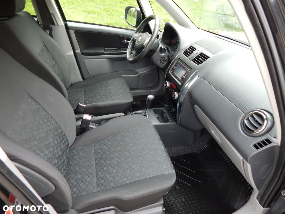 Suzuki SX4 Classic 1.6 VVT Automatik 4x2 Style - 9