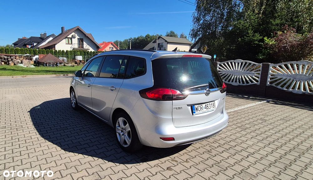Opel Zafira 2.0 CDTI Enjoy - 12