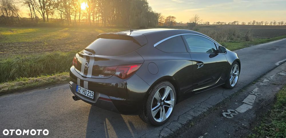 Opel Astra 1.4 Turbo - 23