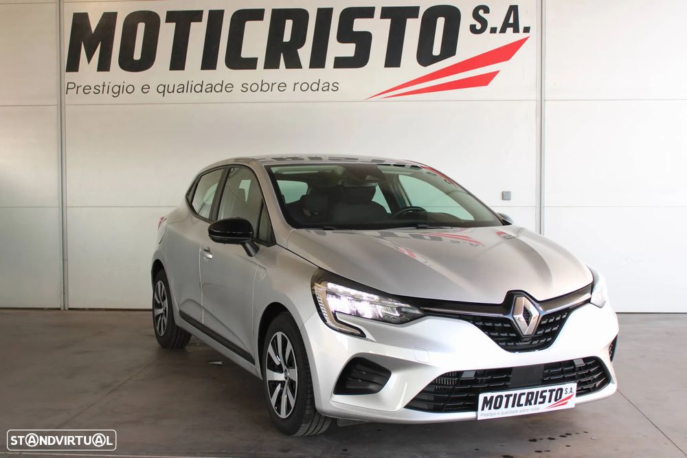 Renault Clio - 1