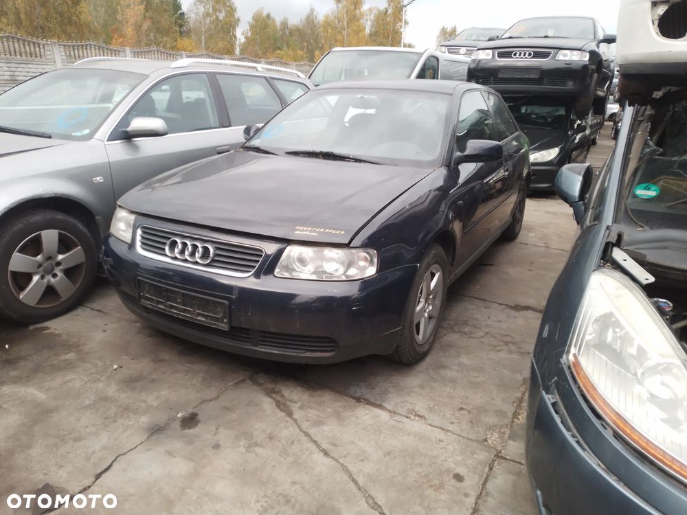 AUDI A3 8L LIFT 00-03 1.6 AVU -  PAS BEZPIECZEŃSTWA PRAWY LEWY - 1