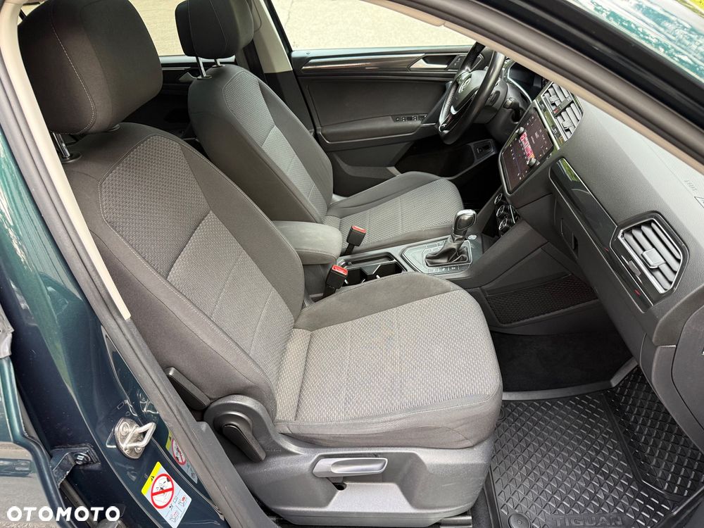 Volkswagen Tiguan Allspace 2.0 TDI SCR DSG Life - 25