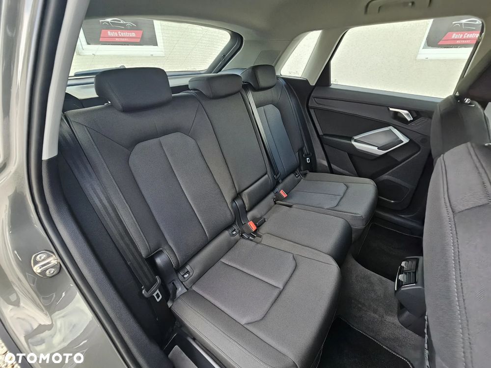 Audi Q3 - 11
