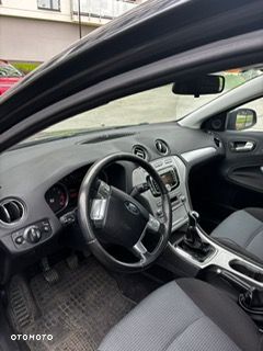 Ford Mondeo 2.0 Ghia - 3