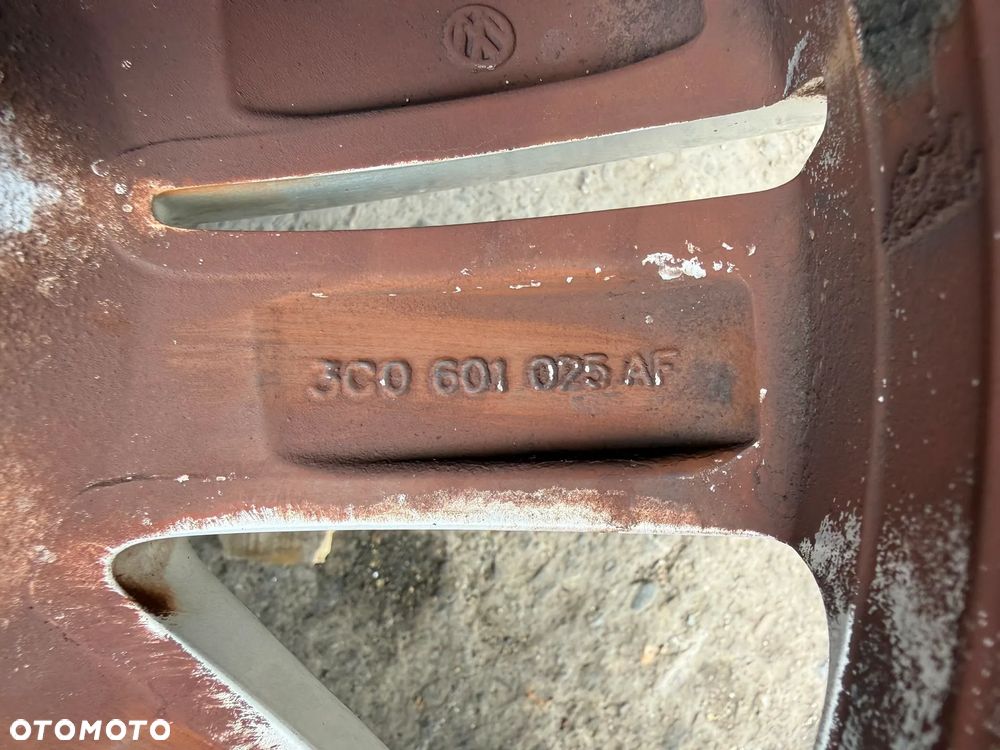 Felgi 16' Volkswagen Passat B6 5x112 7Jx16H2 ET45 centr 57,1 3C0601025AF OE - 7