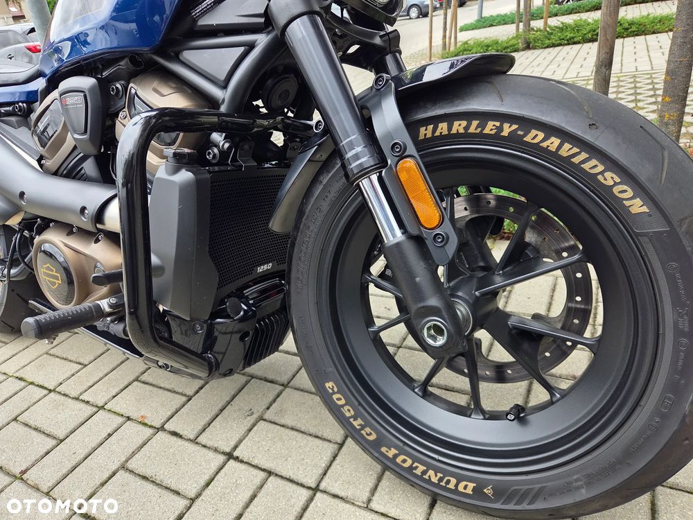Harley-Davidson Sportster - 8