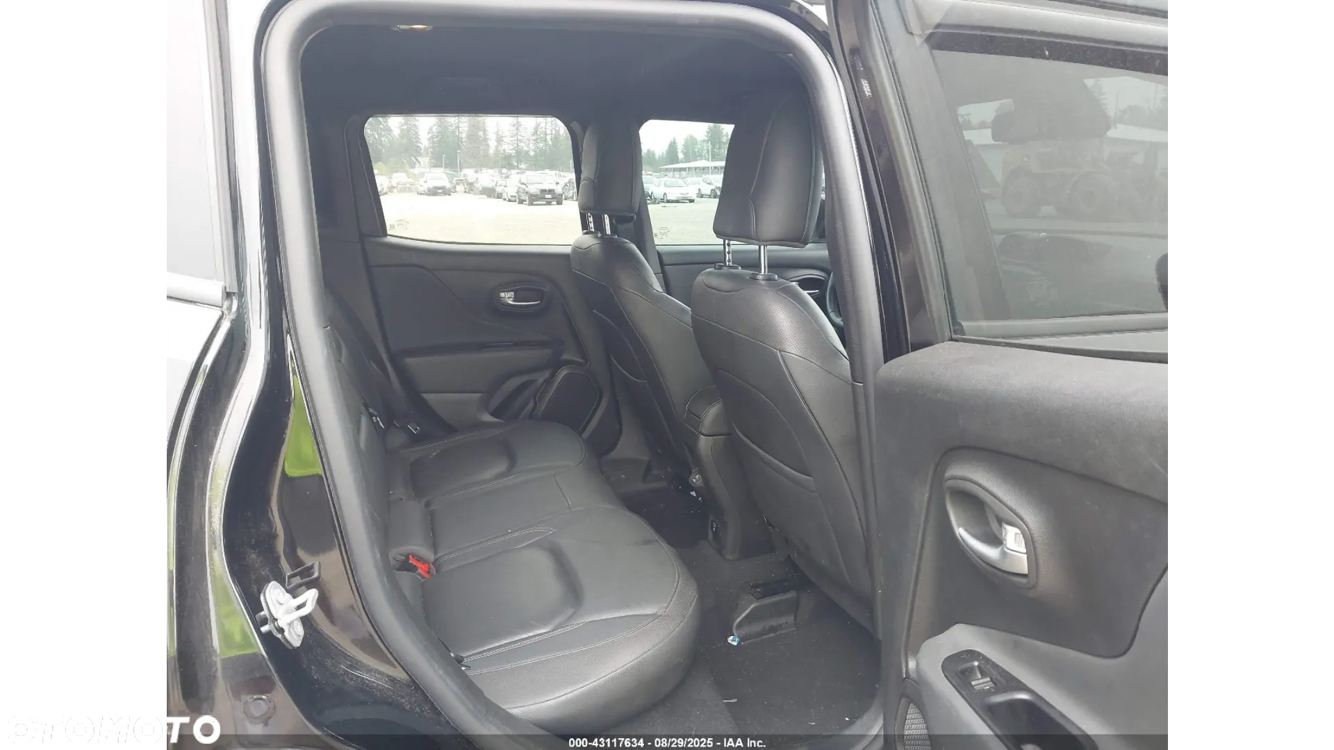 Jeep Renegade - 11