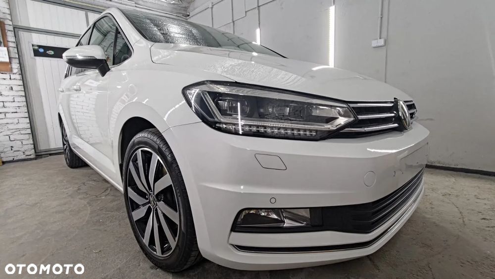 Volkswagen Touran 2.0 TDI BMT Highline DSG - 2