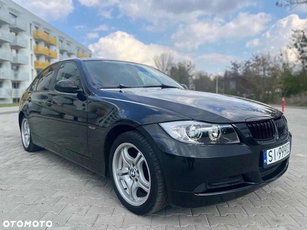 BMW Seria 3 318i - 3