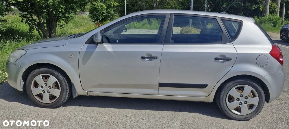 Kia Ceed 1.4 Comfort - 2