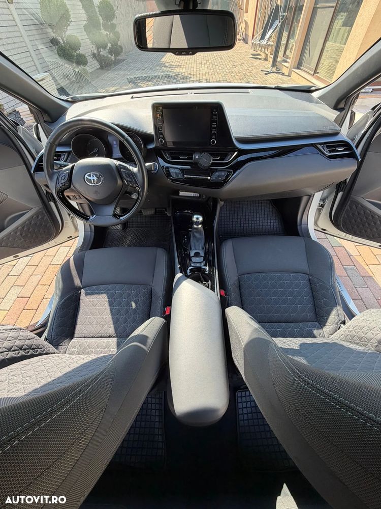 Toyota C-HR - 6