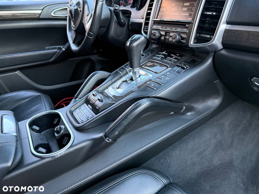 Porsche Cayenne S Tiptronic S - 11