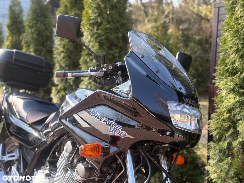 Yamaha XJ - 9