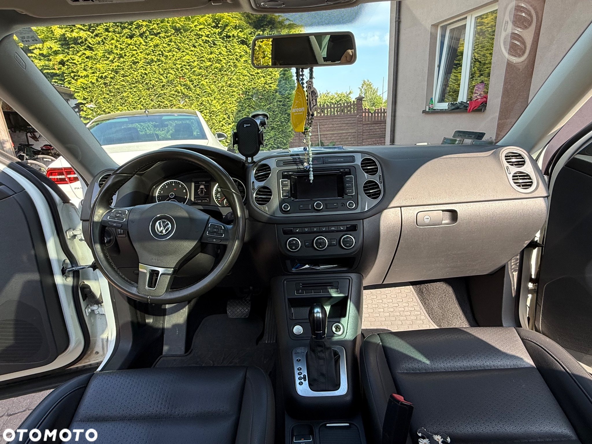 Volkswagen Tiguan - 9