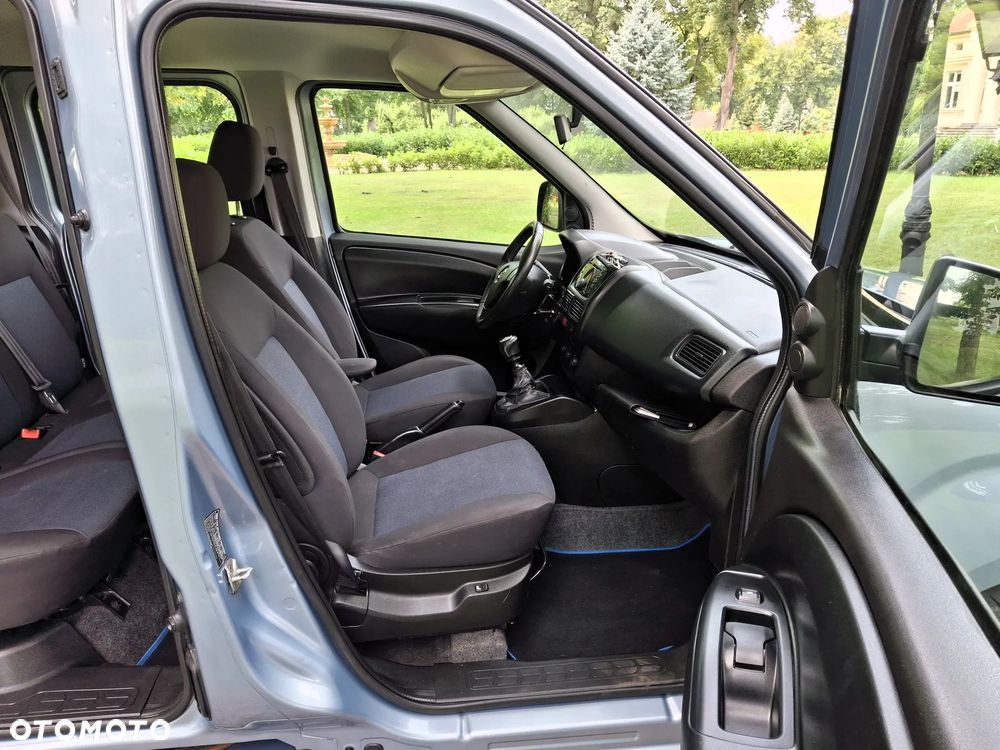 Opel Combo 1.4 Cosmo - 25
