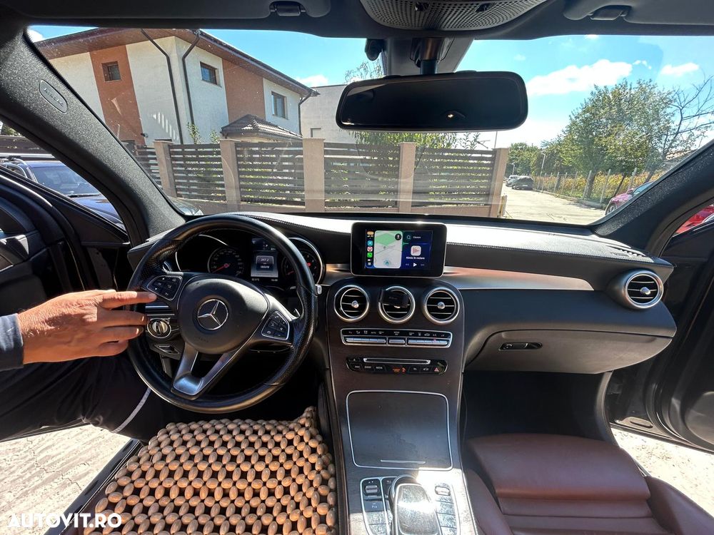 Mercedes-Benz GLC 300 e 4MATIC - 3