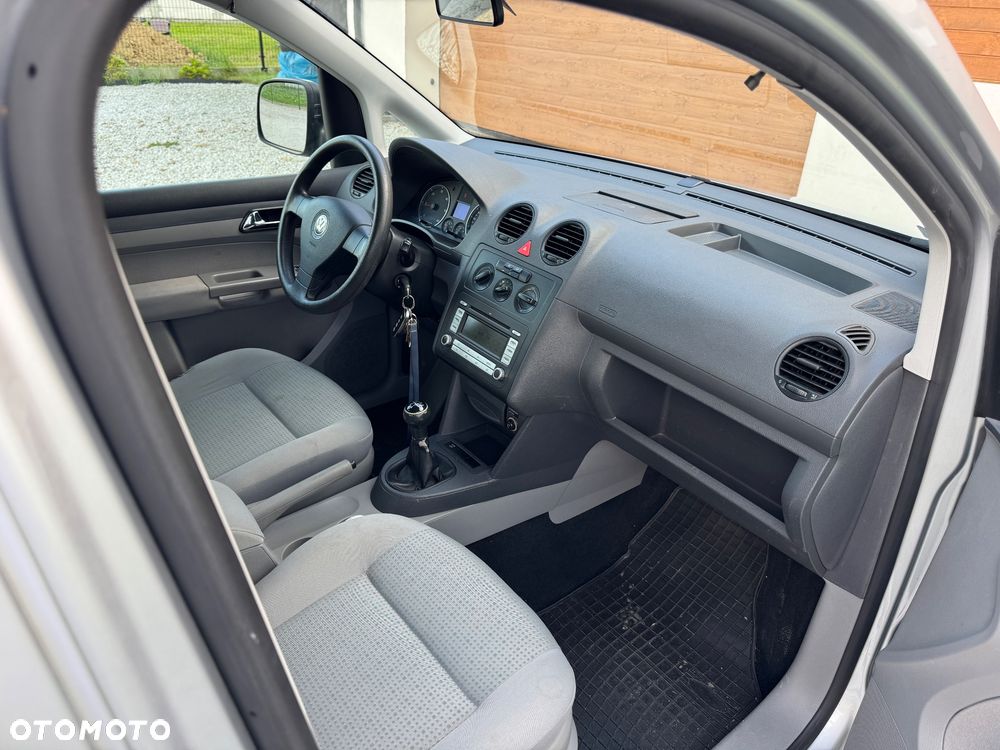 Volkswagen Caddy Life - 11