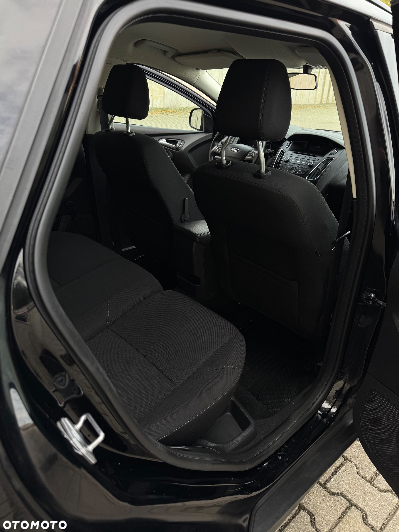 Ford Focus 1.0 EcoBoost Connected - 24