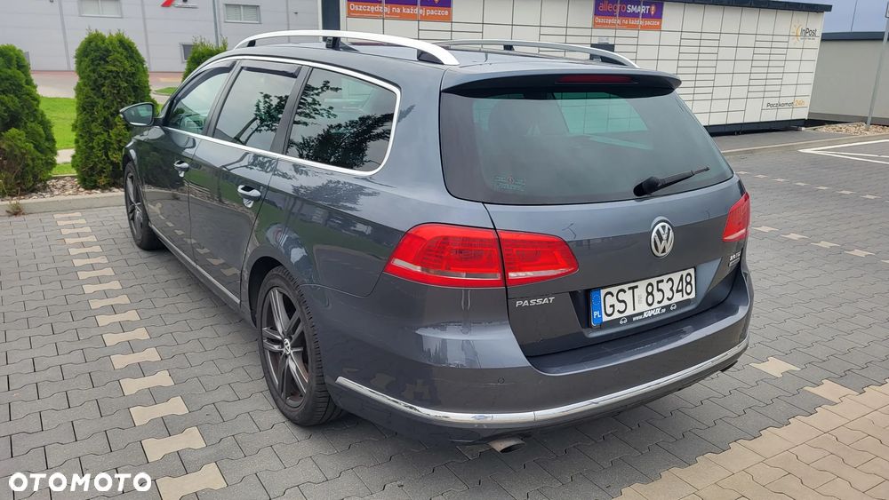 Volkswagen Passat 2.0 TDI Highline R-Style DSG - 4