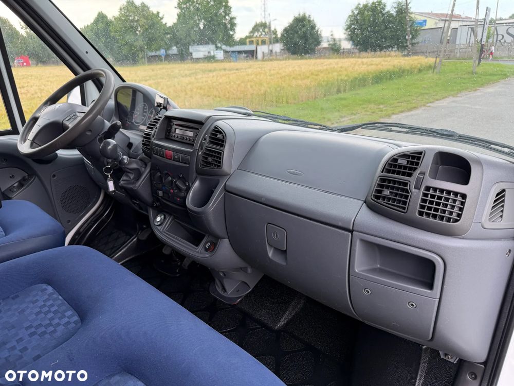Peugeot Boxer * 2.2 / 100KM * L1H1 * Bagażnik dachowy * Hak * - 35