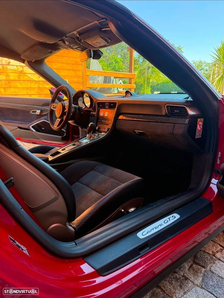 Porsche 911 (991) Carrera GTS PDK - 18